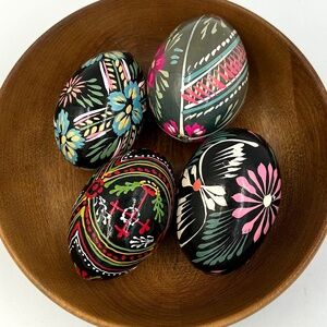 Set of 4 Vintage Ukrainian Easter Eggs Handpainted Pysanky Folk Art Wood Eggs